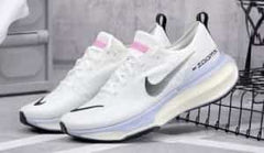 nike zoom x run 3 INVINCIBLE