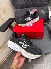 New Balance Fresh Foam More V4 BLACK NEW