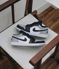 Nik e Air Jordan Retro 1 Low Shadow