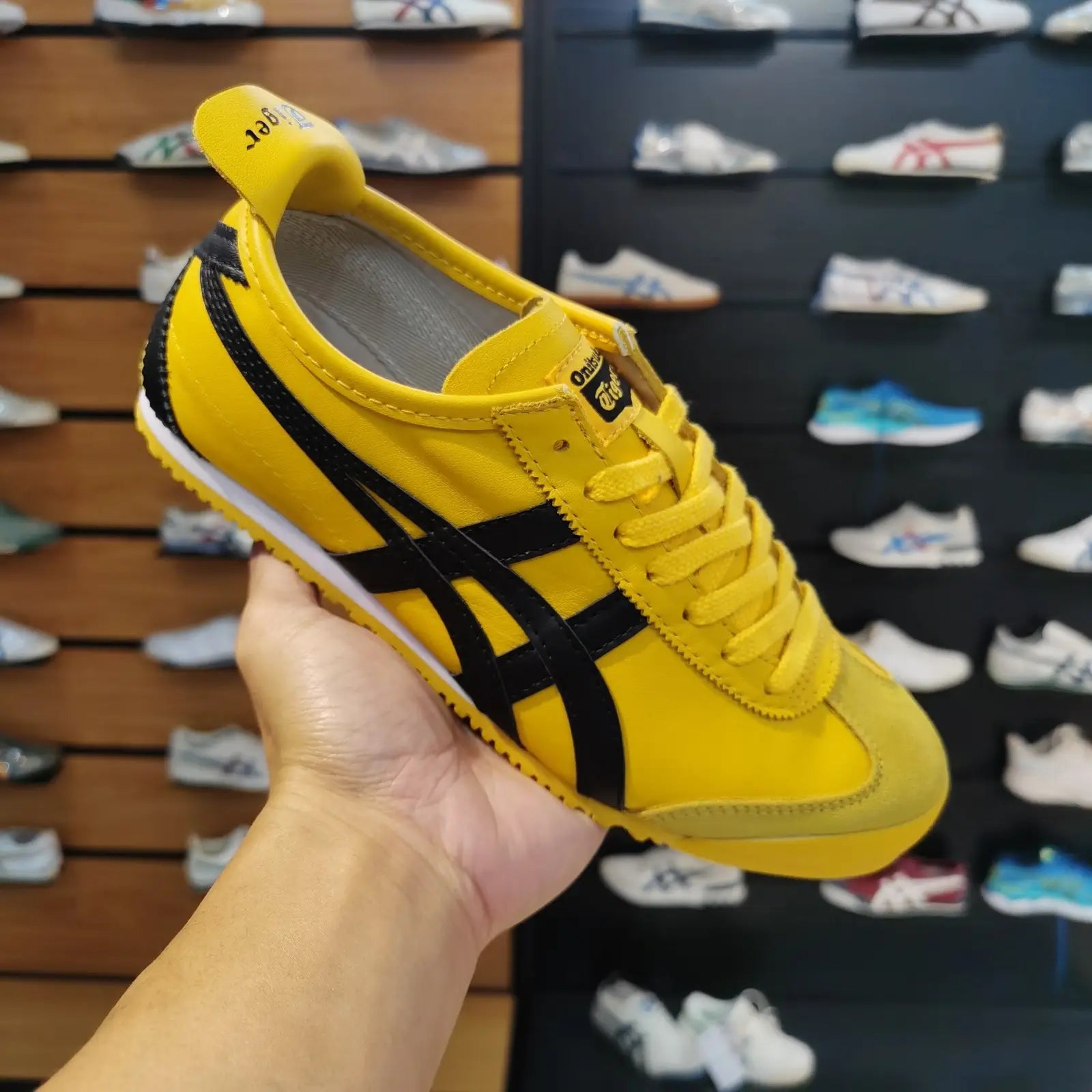 Onitsuk_a Tiger Mexico 66 - YellowBlack Girls Premium First Copy Sneakers D-1915
