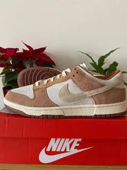 Nik_e Dunk Low Medium Curry Suede Quality