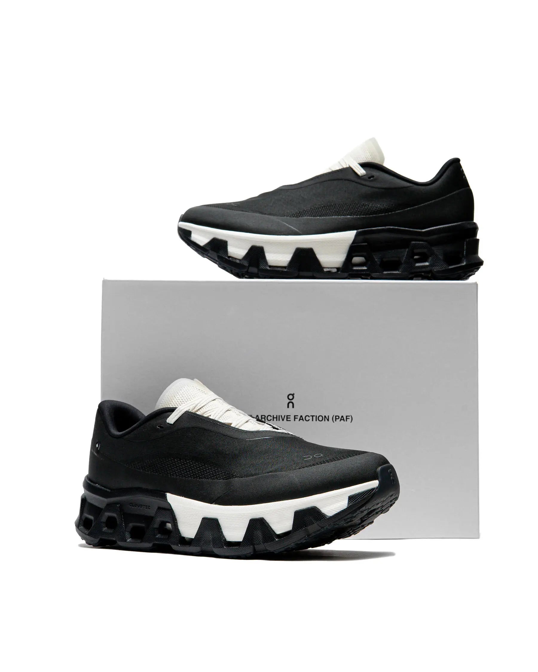 On Running X PAF Cloudmonster Hyper black