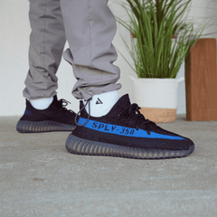 Adidas Yeezy Boost 350 V2 Dazzling Blue Semi UA With Full Accessories