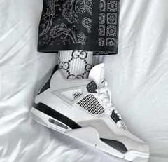 Nike Air Jorden Retro 4 MILITARY B