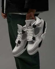 Nike Air Jorden Retro 4 MILITARY BLACK