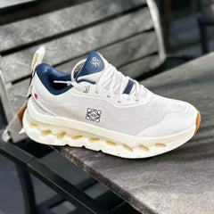 On Cloud Loewee X Tilt 2 0 WHITE NAVY