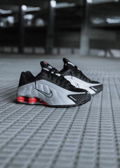 Nike Air Shox R4 METALLIC BLACK SILVER