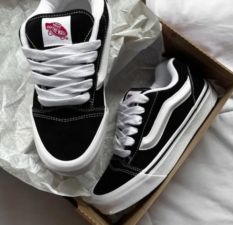 Vanss KNU Skool Black White