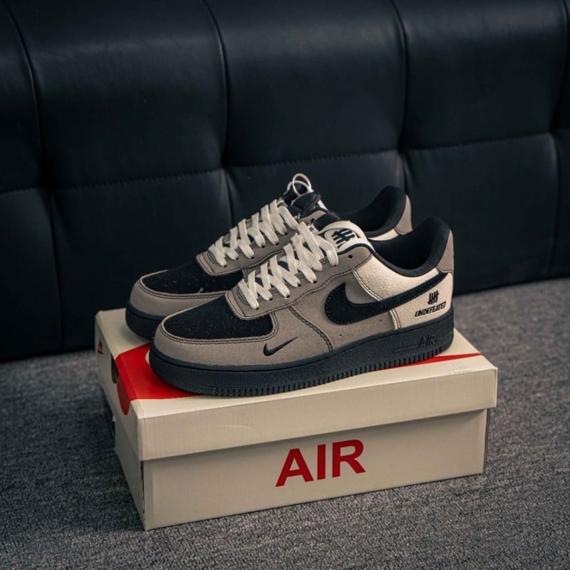 Nike AirForce 1 07 Undefeated
