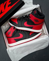 Jordan Retro 1 High Banned Bred toe Sneaker