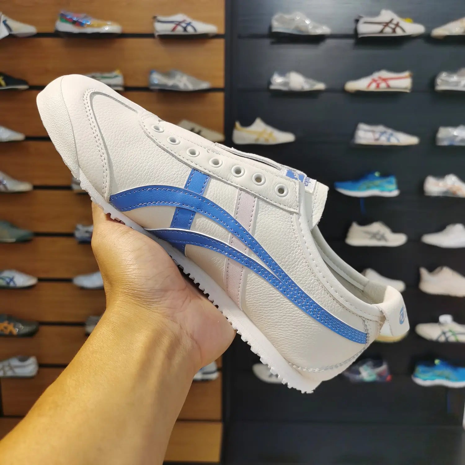 Onitsuka Tiger Mexico 66 Slip On White Sky Blue For Mens d-1923