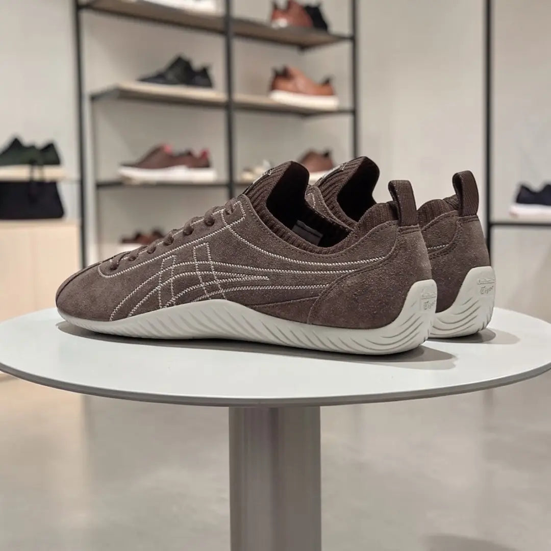 Onitsuka Tiger Sclaw Low Licorice Brown  Mens 7A Premium Sneakers (D-2027)