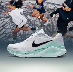Nike Structure 26 MINT FOAM