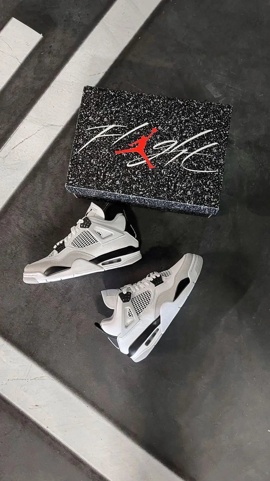 Jordan 4 Military Black (398