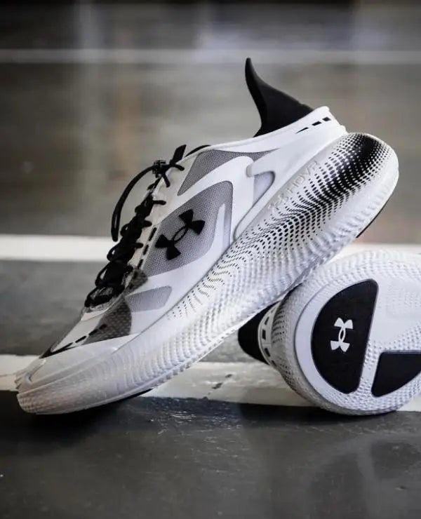 Unde r Armour Echo Slipspeed white black